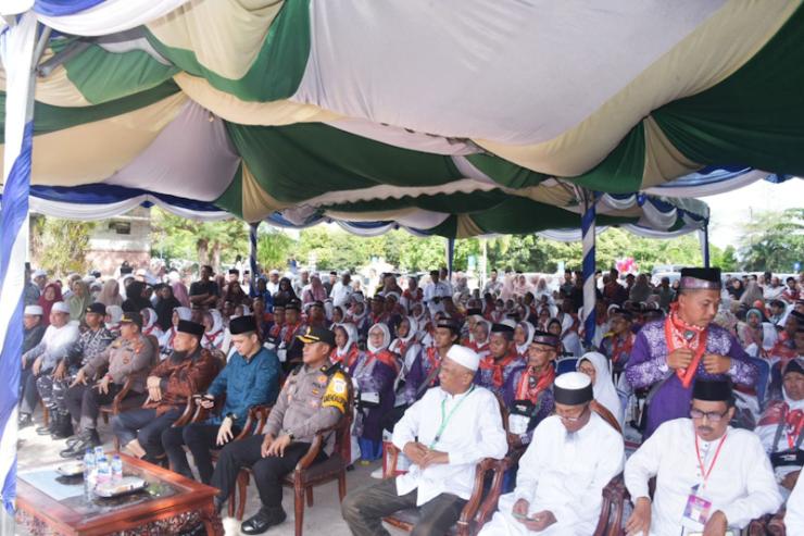 Bupati Bengkalis Lepas 174 JCH Kloter 13 di Pelabuhan BSL