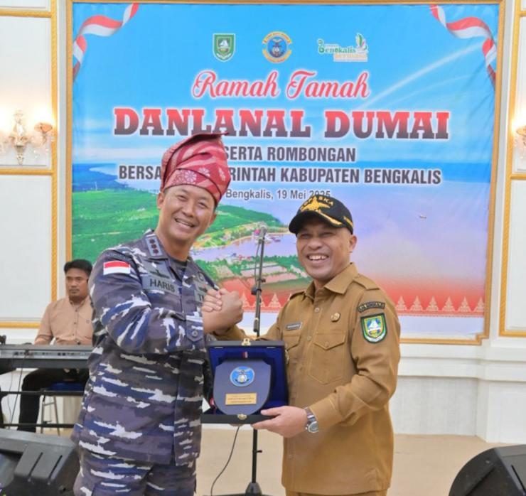 Wakil Bupati Bengkalis Sambut Kunjungan DANLANAL Dumai di Wisma Sri Mahkota