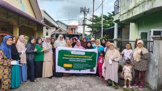 Dosen Fakultas Kesehatan IKTA Al Insyirah Edukasi Masyarakat Dalam Pengolahan Serbuk Instant Jahe Merah