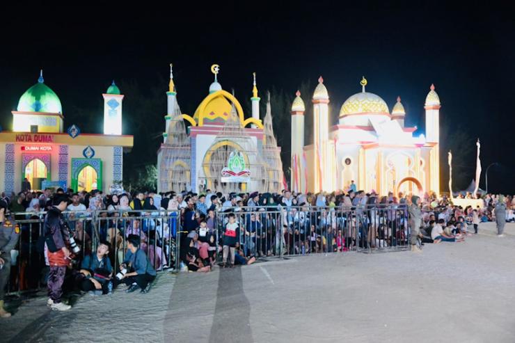 Momen Langka Penuh Berkah, Lautan Manusia Padati Malam Penutupan MTQ ke-43 Tingkat Provinsi Riau di Bengkalis