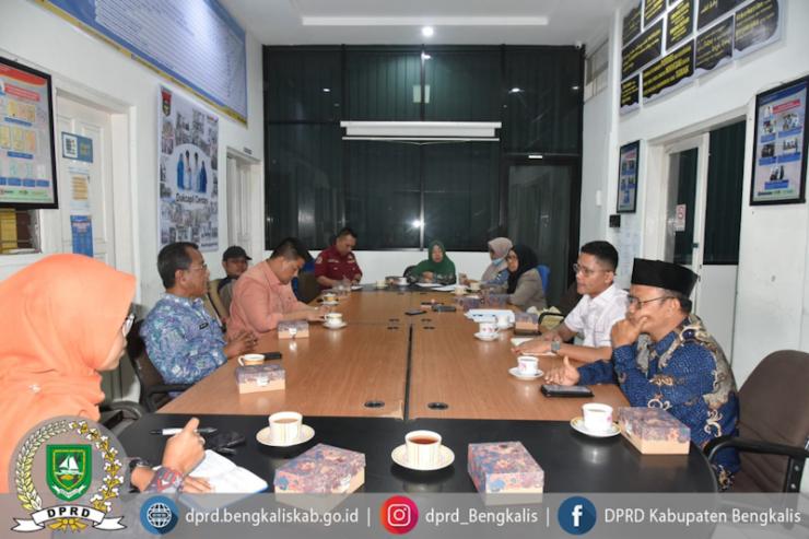 Komisi I DPRD Bengkalis Gali Strategi Pemanfaatan Data Kependudukan di Bukit Tinggi
