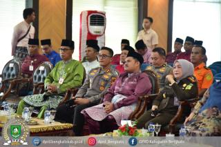 Ketua DPRD Bengkalis Hadiri Pidato Kenegaraan RI di Ruang Rapat Dang Merdu