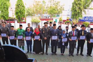 Pemkab Bengkalis Terima Penghargaan Dari Kemenkum Pada Upacara Peringatan Hari Pengayoman Ke-80 Tahun 2025