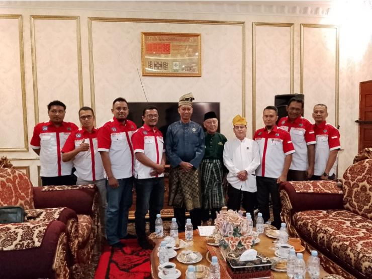 Bertemu LAMR Pekanbaru, FSPKSI Kota Pekanbaru : Promosikan Nilai Budaya Melayu dan Peningkatan Kesejahterahan Pekerja Kependidikan
