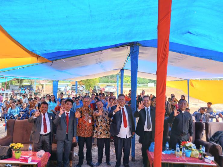 Wakili Bupati, H. Toharuddin Ajak Jemaat HKBP Pematang Pudu Perkuat Persaudaraan dan Kebersamaan