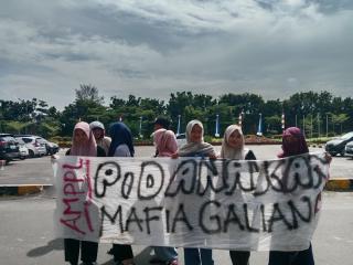 Lakukan Unjuk Rasa, AMP-PL  Minta Pihak Berwenang Tutup Galian C Ilegal  Sesuai Arahan Kapolda 