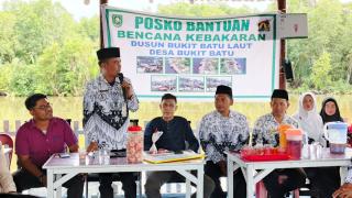 PGRI dan Forum Wartawan Galang Dana Rp54 Juta untuk Korban Kebakaran Bukit Batu