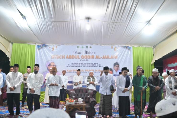 Melalui Haul Syekh Abdul Qodir Al-Jailani, Bupati Ajak Masyarakat Teladani Akhlak Para Ulama