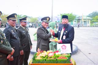 Hadiri Upacara HUT TNI Ke-80, Bupati Bengkalis Harapkan Sinergi dan Ketahanan Daerah