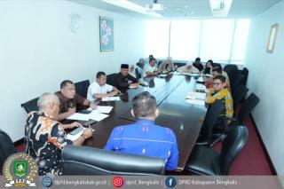 Perkuat Landasan Hukum, Pansus V Bahas Regulasi Ekonomi Kreatif bersama Ditjen Otda Kemendagri