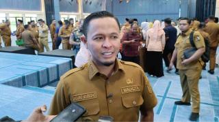 Tahun ini Pemko Pekanbaru Prioritaskan Perbaikan jalan dan Fasum