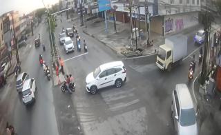 Efektif Urai Kemacetan, Traffic Light Simpang Nangka - Paus Buat Lalu Lintas Lancar 