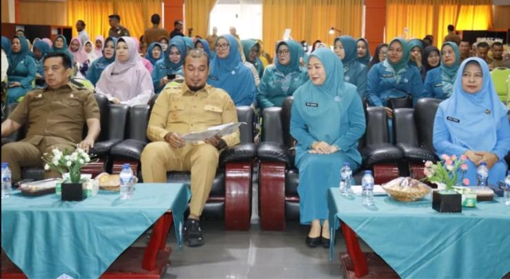 Ketua Tim TP PKK Suci Rahmiani Lantik TP PKK Kecamatan se-Inhu, Bunda PAUD dan Literasi Dikukuhkan