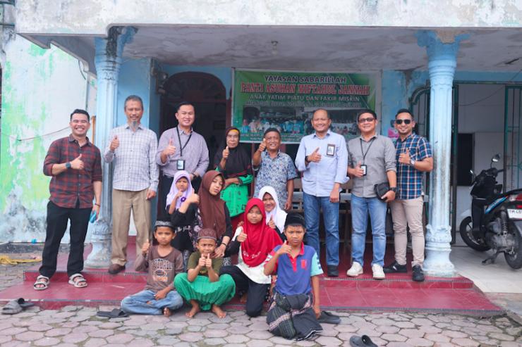 PLN Salurkan Donasi Serentak, Jangkau Masyarakat Membutuhkan di Riau dan Kepri