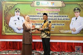 Perkuat Sinergi Pendidikan, Wabup Bengkalis Sambut Hangat Civitas Akademika UKM Malaysia 