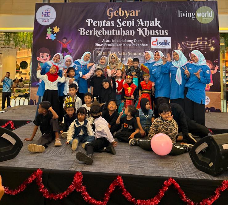 Pentas Seni Anak Berkebutuhan Khusus Jadi Ajang Unjuk Bakat dan Kampanye Pendidikan Inklusif