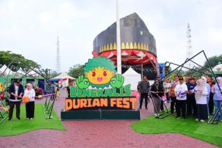 Wabup Bagus Santoso Buka Bengkalis Durian Fest, Dorong Pelestarian Warisan Lokal dan Penguatan Ekonomi